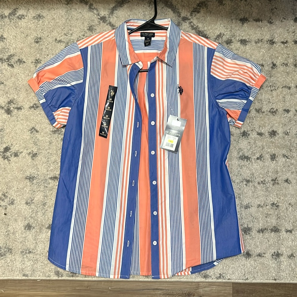 U.S. POLO ASSN. SIZE MEDIUM